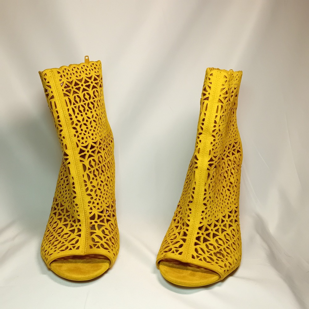 ALDO Yellow Suede Laser Cutout Peep Toe Stiletto Heel Bootie Ankle Boot 8.5 READ - Picture 3 of 16